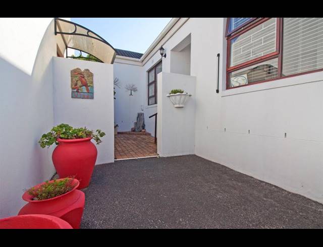 0 BEDROOM HOUSE FOR SALE IN FISH HOEK